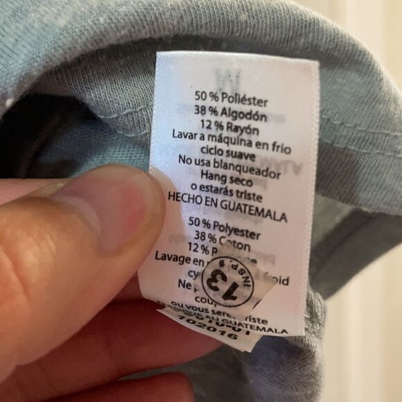 (5/$25) LuLaRoe Gray Heathered Leaf Randy 3/4 baseball top - Picture 5 of 9